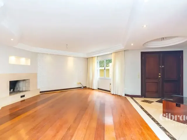 Casa 4 quartos e 5 banheiros, à venda, no bairro Campo Comprido em Curitiba