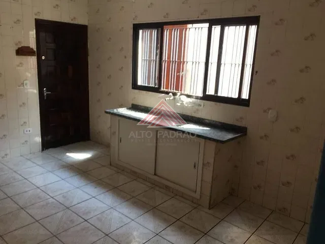 Casa com 158m² 5 quartos e 2 banheiros, à venda, no bairro Jardim Sônia Maria em Mauá