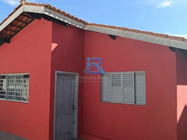 Casa com 300m² 2 quartos e 2 banheiros, à venda, no bairro Loteamento Aída Haddad Jafet em Itatiba