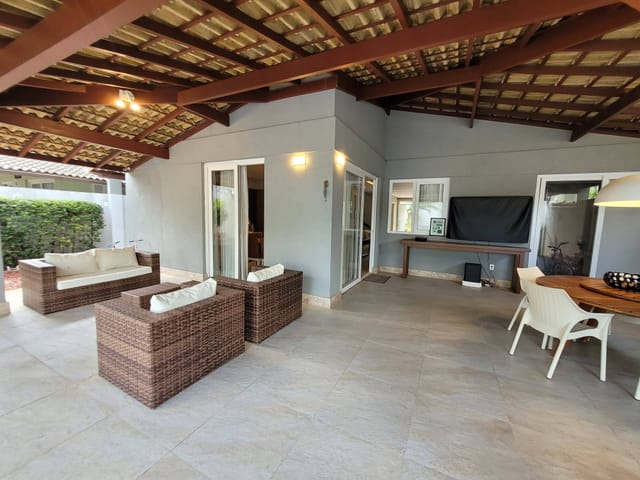 Casa com 419m² 4 quartos e 4 banheiros, à venda, no bairro Jaguaribe em Salvador