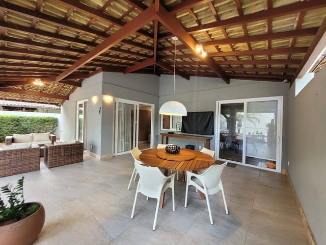 Casa com 419m² 4 quartos e 4 banheiros, à venda, no bairro Jaguaribe em Salvador