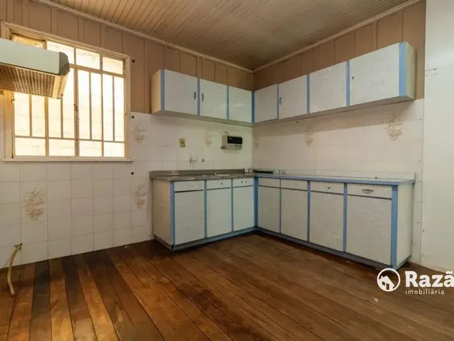 Casa 4 quartos e 1 banheiro, para alugar, no bairro Fanny em Curitiba