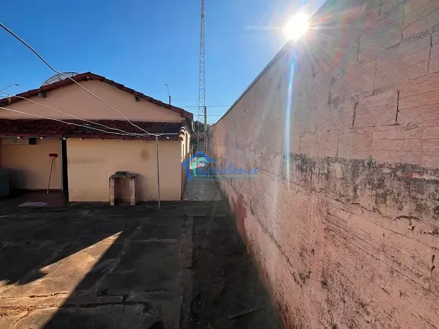 Casa com 220m² 2 quartos e 1 banheiro, para alugar, no bairro Cidade Nova II em Indaiatuba