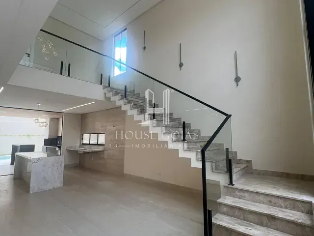 Casa 4 quartos e 5 banheiros, à venda, no bairro Residencial Recanto do Cerrado em Aparecida de Goiânia