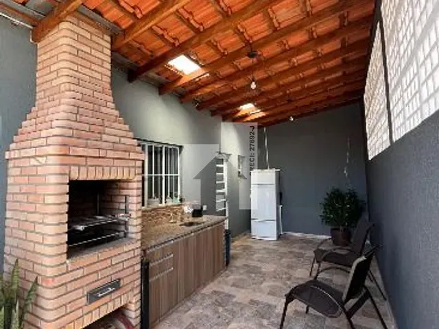 Casa com 200m² 3 quartos e 2 banheiros, à venda, no bairro Residencial Santa Helena em Itupeva