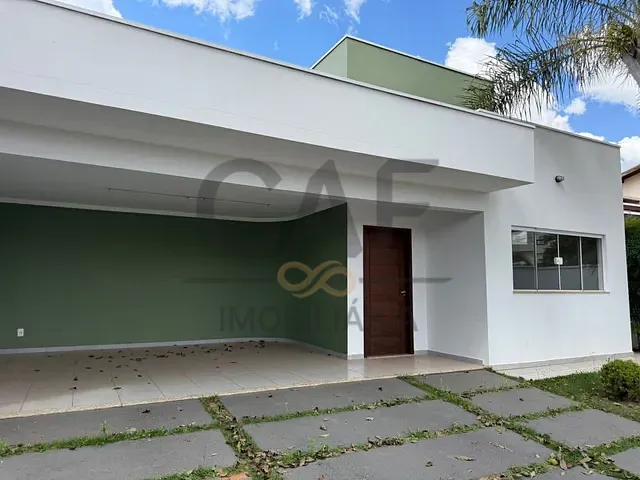 Casa 3 quartos e 4 banheiros, para alugar, no bairro Residencial Nova Holanda em Holambra