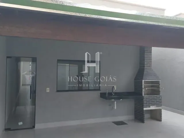 Casa com 203m² 3 quartos e 2 banheiros, à venda, no bairro Jardim Buriti Sereno em Aparecida de Goiânia