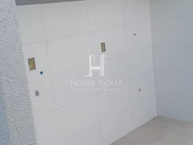 Casa com 203m² 3 quartos e 2 banheiros, à venda, no bairro Jardim Buriti Sereno em Aparecida de Goiânia