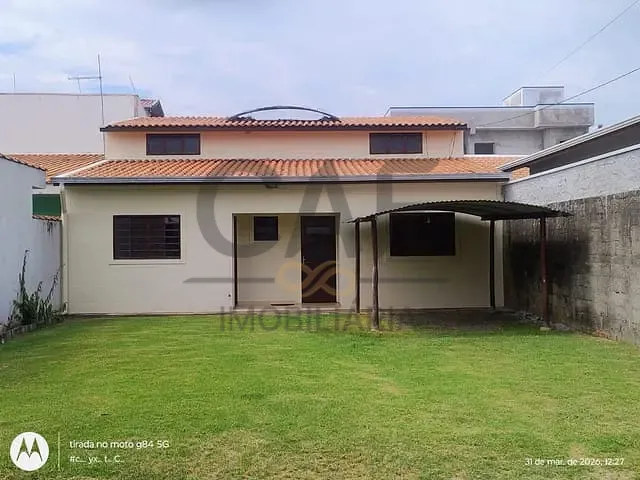 Casa com 75m² 2 quartos e 1 banheiro, para alugar, no bairro Parque Residencial Groot em Holambra
