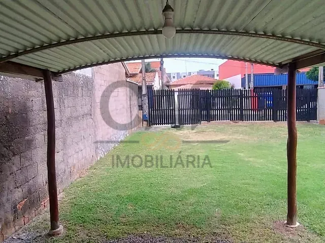 Casa com 75m² 2 quartos e 1 banheiro, para alugar, no bairro Parque Residencial Groot em Holambra