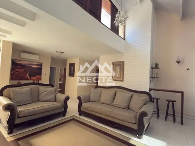 Casa com 360m² 3 quartos e 2 banheiros, à venda, no bairro Indaiá em Caraguatatuba