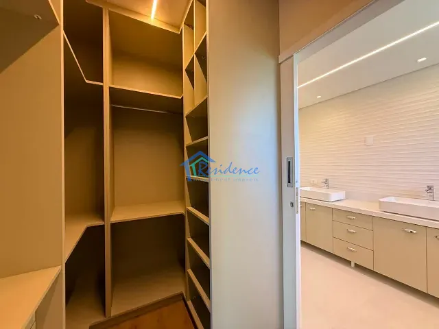 Casa com 311m² 3 quartos e 1 banheiro, à venda ou para alugar, no bairro ALTO DE ITAICI em Indaiatuba