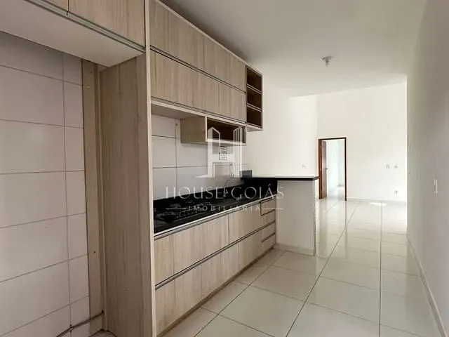 Casa com 180m² 3 quartos e 2 banheiros, à venda, no bairro Jardim das Hortências em Aparecida de Goiânia