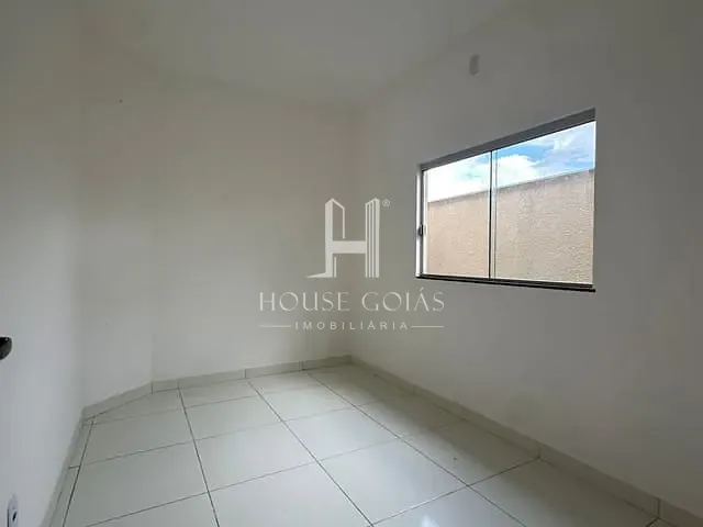 Casa com 180m² 3 quartos e 2 banheiros, à venda, no bairro Jardim das Hortências em Aparecida de Goiânia
