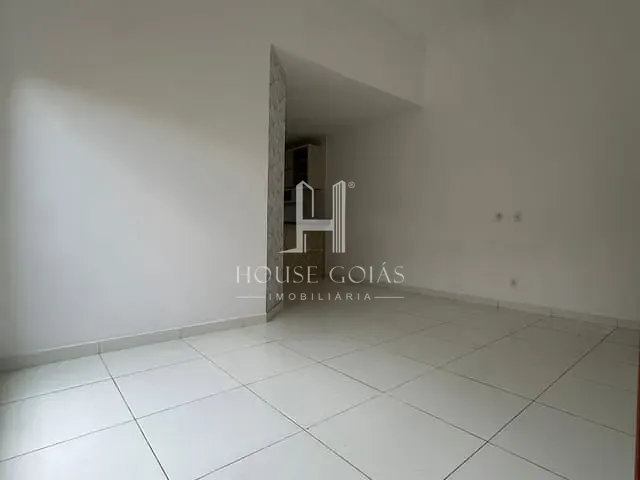 Casa com 180m² 3 quartos e 2 banheiros, à venda, no bairro Jardim das Hortências em Aparecida de Goiânia
