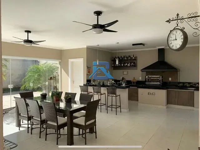 Casa com 1200m² 4 quartos e 1 banheiro, à venda, no bairro Vila Cruzeiro em Itatiba
