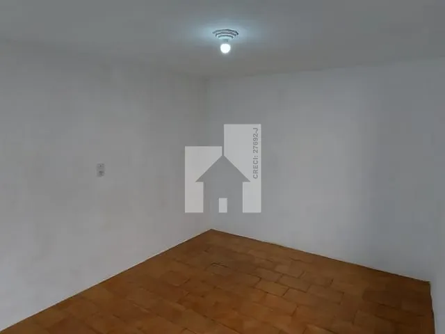 Casa com 130m² 2 quartos e 2 banheiros, à venda, no bairro Vila Progresso em Jundiaí