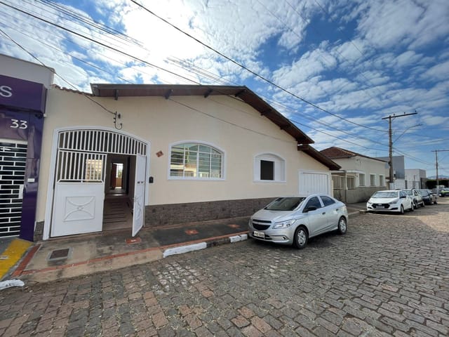 Foto do Casa - Casa para locação, Centro, Guaxupé, MG | Guaxupé Imóveis Ltda