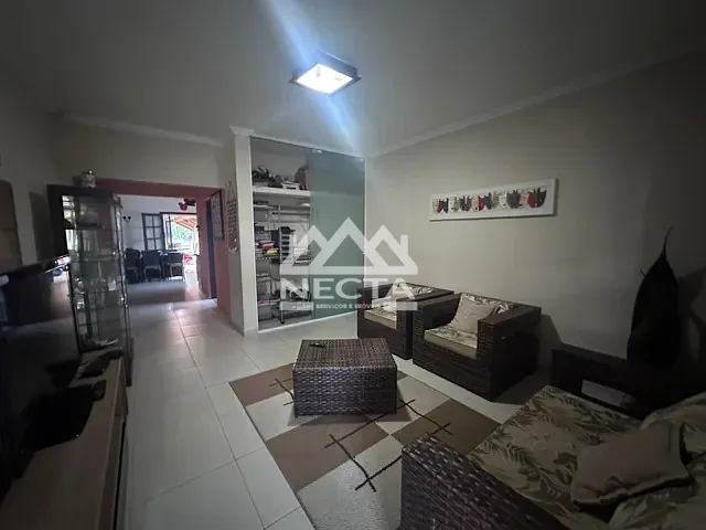 Casa com 10000m² 5 quartos e 5 banheiros, à venda, no bairro Jardim Porto Novo em Caraguatatuba