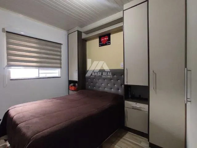Casa 2 quartos e 2 banheiros, à venda, no bairro Boa Vista em Ponta Grossa