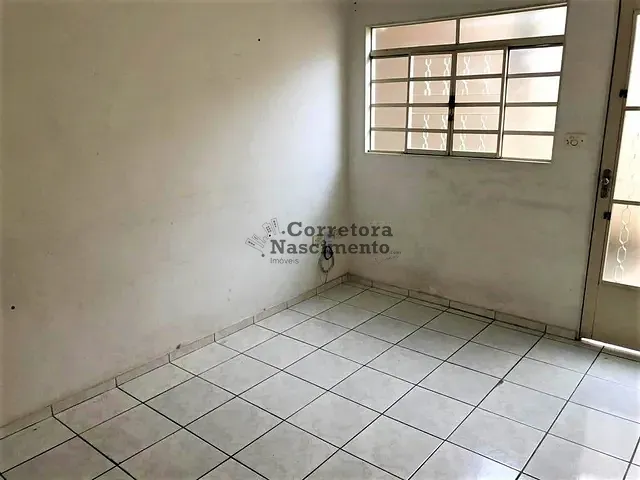 Casa com 126m² 2 quartos e 1 banheiro, à venda, no bairro Jardim Santa Marina em Jacareí