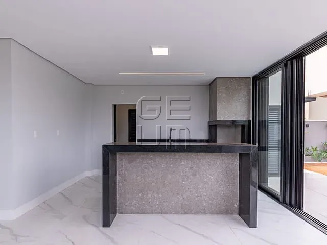 Casa com 254m² 4 quartos e 5 banheiros, à venda, no bairro Jardim Morumbi em Londrina