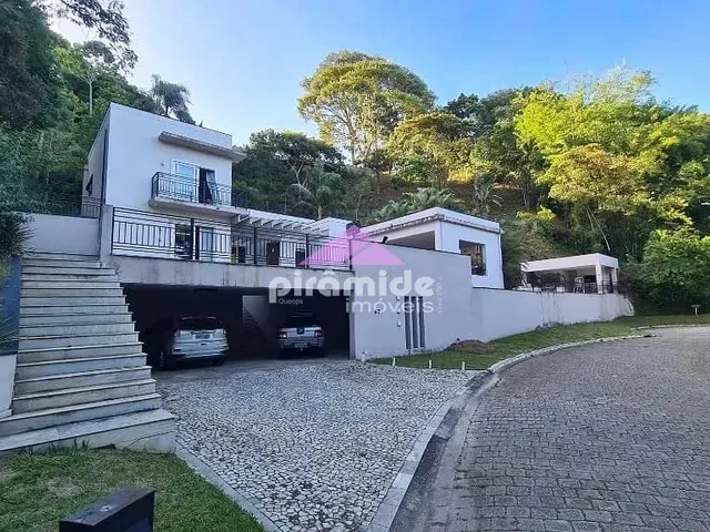 Casa com 4000m² 5 quartos e 5 banheiros, à venda, no bairro Bosque dos Eucaliptos em São José Dos Campos