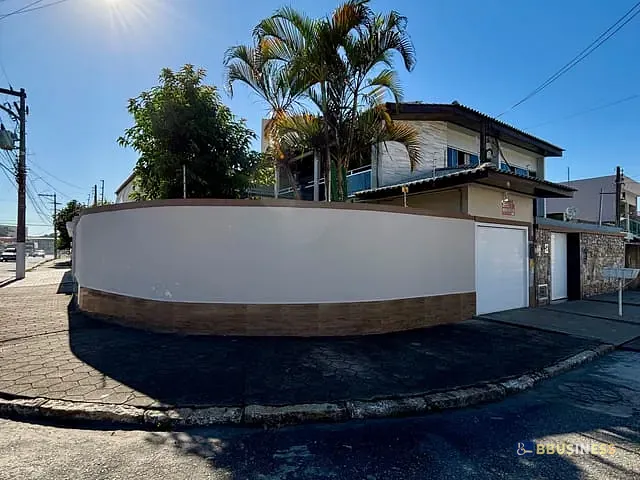 Casa 2 quartos e 2 banheiros, à venda, no bairro Parque Alvorada em Campos dos Goytacazes