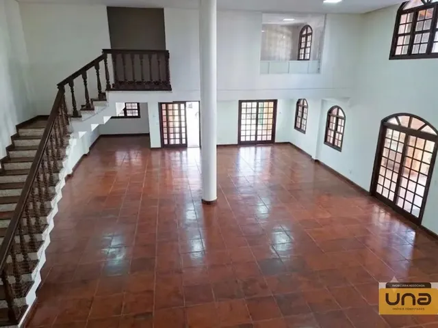 Casa com 1714m², à venda, no bairro BIGORRILHO em Curitiba