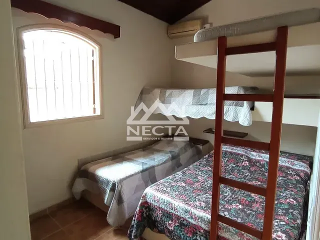 Casa com 500m² 5 quartos e 5 banheiros, à venda, no bairro Toninhas em Ubatuba