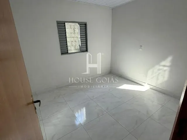 Casa com 200m² 3 quartos e 1 banheiro, à venda, no bairro Vila João Rasse em Guapó