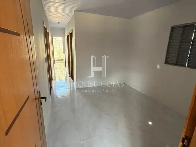 Casa com 200m² 3 quartos e 1 banheiro, à venda, no bairro Vila João Rasse em Guapó