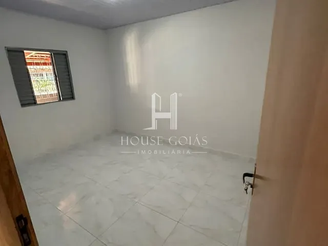 Casa com 200m² 3 quartos e 1 banheiro, à venda, no bairro Vila João Rasse em Guapó