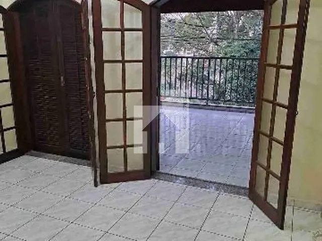 Casa com 125m² 2 quartos e 2 banheiros, à venda, no bairro Jardim Caçula em Jundiaí