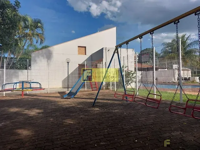 Casa com 200m² 3 quartos e 3 banheiros, para alugar, no bairro Higienópolis em São José do Rio Preto