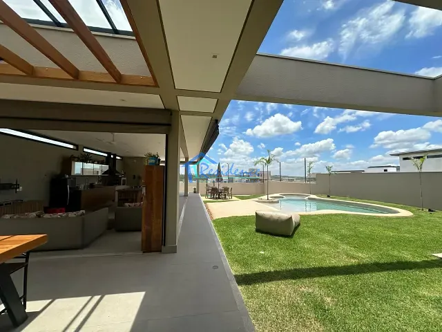 Casa com 1005m² 4 quartos e 8 banheiros, à venda, no bairro Reserva Petrus em Indaiatuba