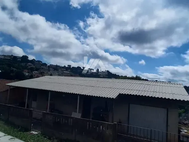 Casa 3 quartos e 2 banheiros, à venda, no bairro Olarias em Ponta Grossa
