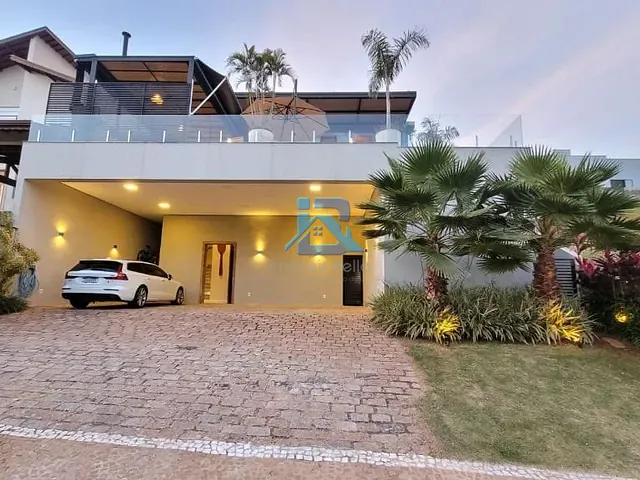 Casa com 500m² 4 quartos e 2 banheiros, à venda, no bairro Jardim Alto de Santa Cruz em Itatiba