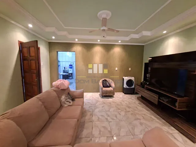 Casa com 250m² 4 quartos e 1 banheiro, à venda, no bairro Residencial Bordon em Sumaré