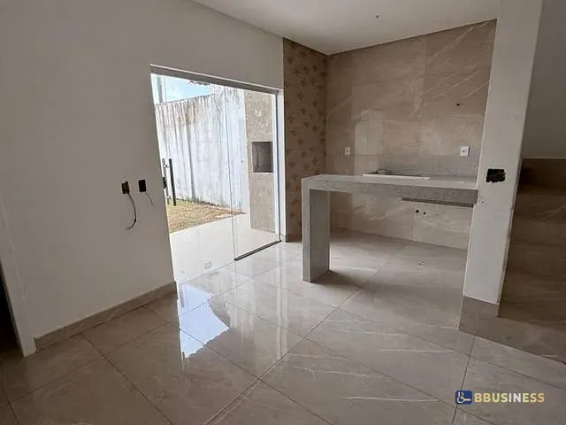 Casa 3 quartos e 2 banheiros, à venda, no bairro RESIDENCIAL BETHANIA em Santana do Paraíso