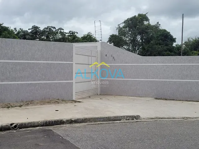 Casa com 240m² 3 quartos e 1 banheiro, à venda, no bairro Jardim Nova República em São José dos Campos