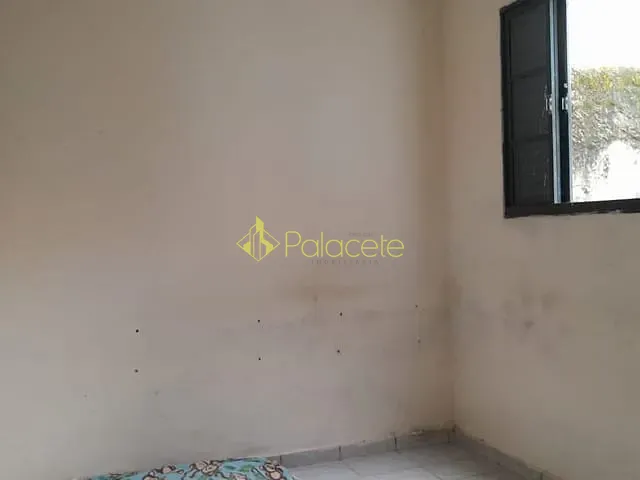 Casa com 250m² 3 quartos e 2 banheiros, à venda, no bairro Centro em Tremembé