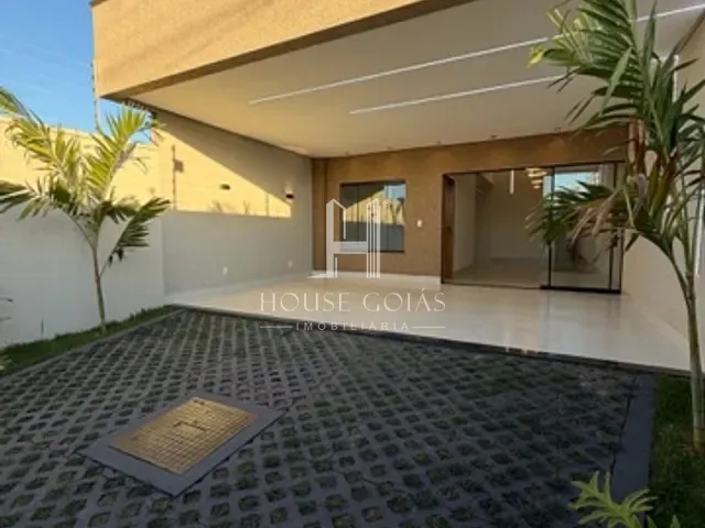 Casa com 180m² 3 quartos e 3 banheiros, à venda, no bairro Setor Três Marias em Goiânia