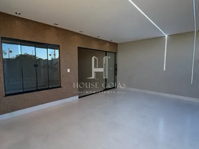 Casa com 180m² 3 quartos e 3 banheiros, à venda, no bairro Setor Três Marias em Goiânia