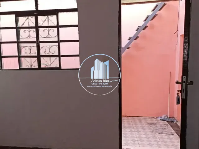 Casa com 174m² 2 quartos e 1 banheiro, à venda, no bairro São Geraldo em Pouso Alegre