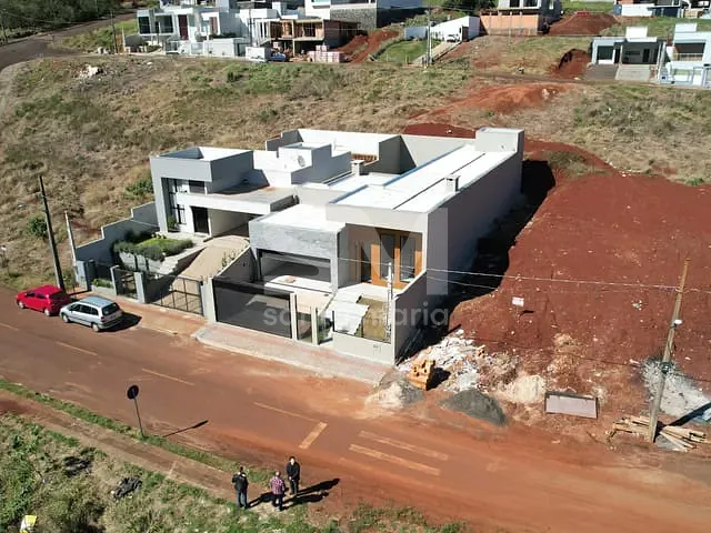 Casa com 360m² 3 quartos e 4 banheiros, à venda, no bairro Passo dos Fortes em Chapecó