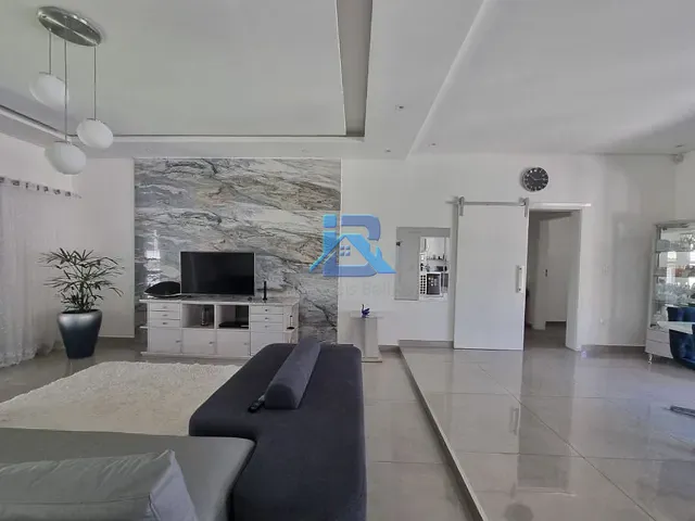 Casa com 1054m² 5 quartos e 7 banheiros, à venda, no bairro Jardim das Laranjeiras em Itatiba