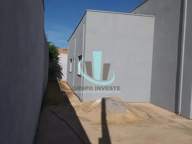 Casa 2 quartos e 2 banheiros, à venda, no bairro Jardim Maria Luiza em Araraquara