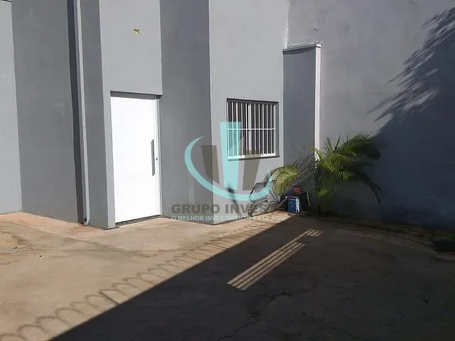 Casa 2 quartos e 2 banheiros, à venda, no bairro Jardim Maria Luiza em Araraquara