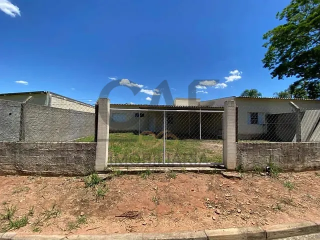 Casa com 100m² 1 quarto e 1 banheiro, para alugar, no bairro Área Rural de Santo Antônio de Posse em Santo Antônio de Posse